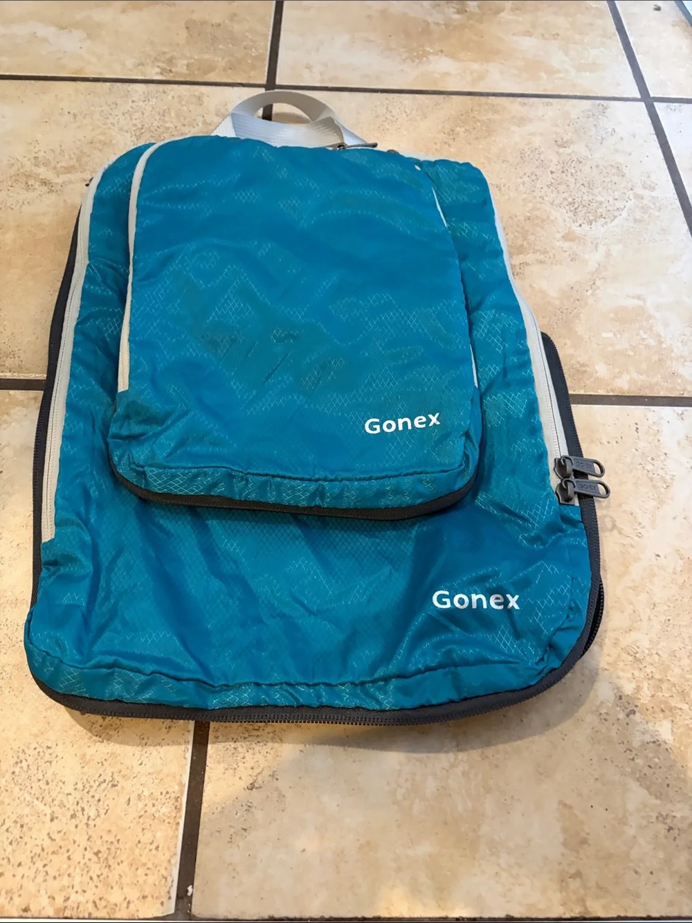 Gonex two piece